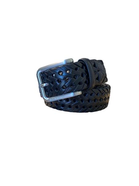 00185_24|990519a1a64320a5604da1d0fa198b90