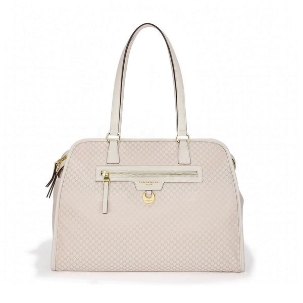 00797_7|c124e5489a7c1aae9ea41b6ec2699968