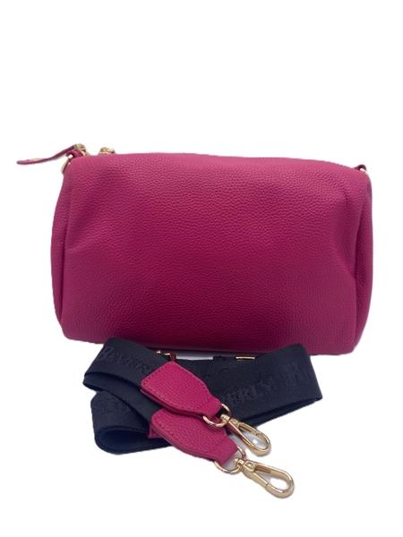 00899_18|e9ca48e3a76d7f874d147419bf37de3c