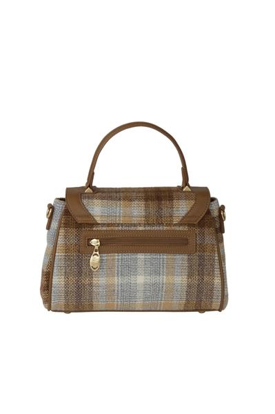 01051_99_3|c40fdb106d9ce22a5f43ae039a423c58