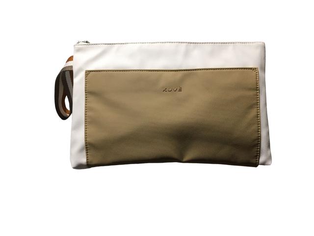 00081_120_4|c9642af58d0e9af4f10fbde37bed2c41