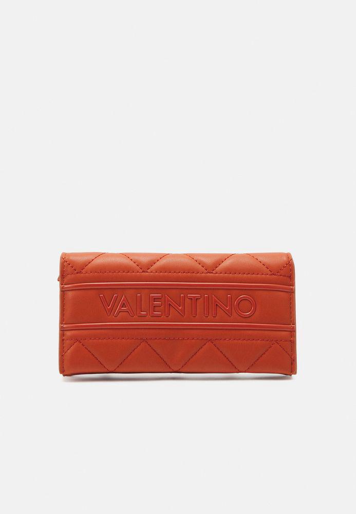 00268_139_5|d612778604967803bab76a0b0df0c926