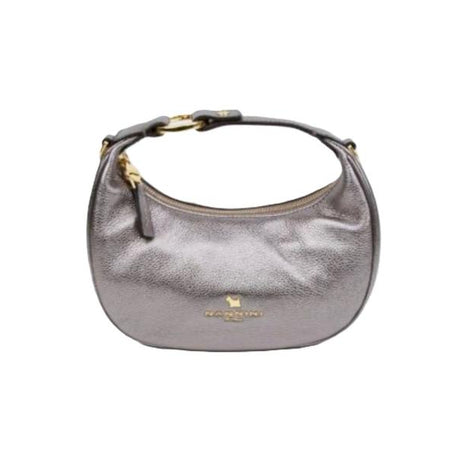 00425_130|4899687110ff7a50183e6a9663d886b5