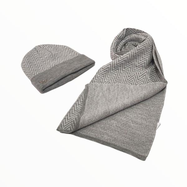 00556_188|5a389cef1ff905147e76bb4d9ba32518