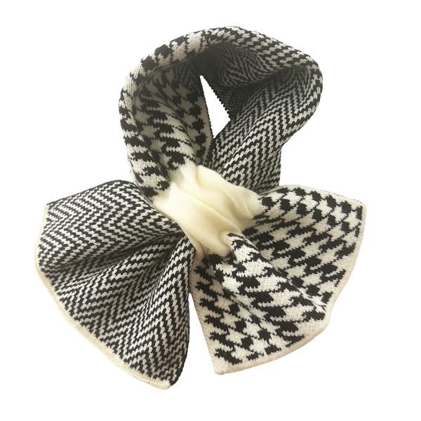 00573_24|fcec6d8098bb8fce20edd7bdf518ead5