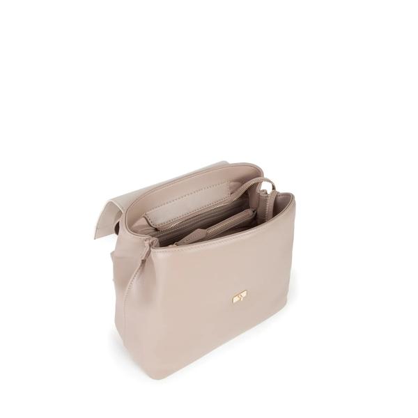 00609_194_4|f7c02f7554c8df4ca837233aadd38334