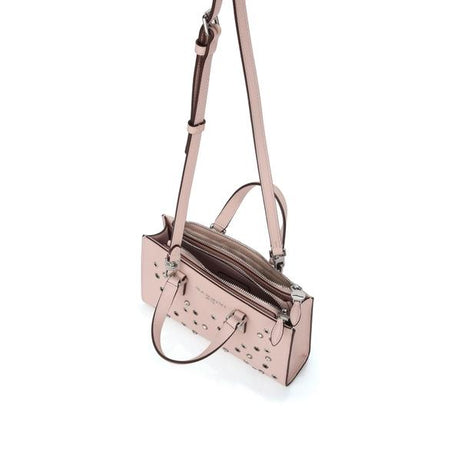 00723_15_3|4d09daa830abd77b5bffd3e13ebd8d70