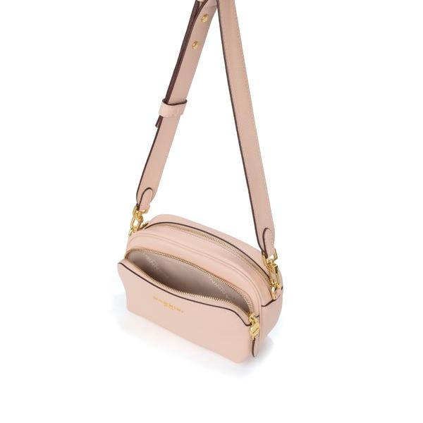 00819_15_3|9a13c85ac56c541c78cb2cd3d063a004