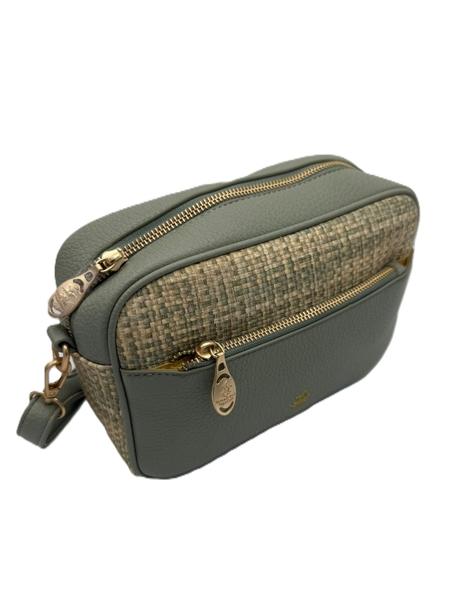 00896_242_2|e490cc4ea1f1a7c562a8c44be30daa64