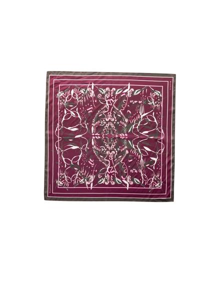 00956_257|ebdda7098792f6ecff25f736dd5ecce3