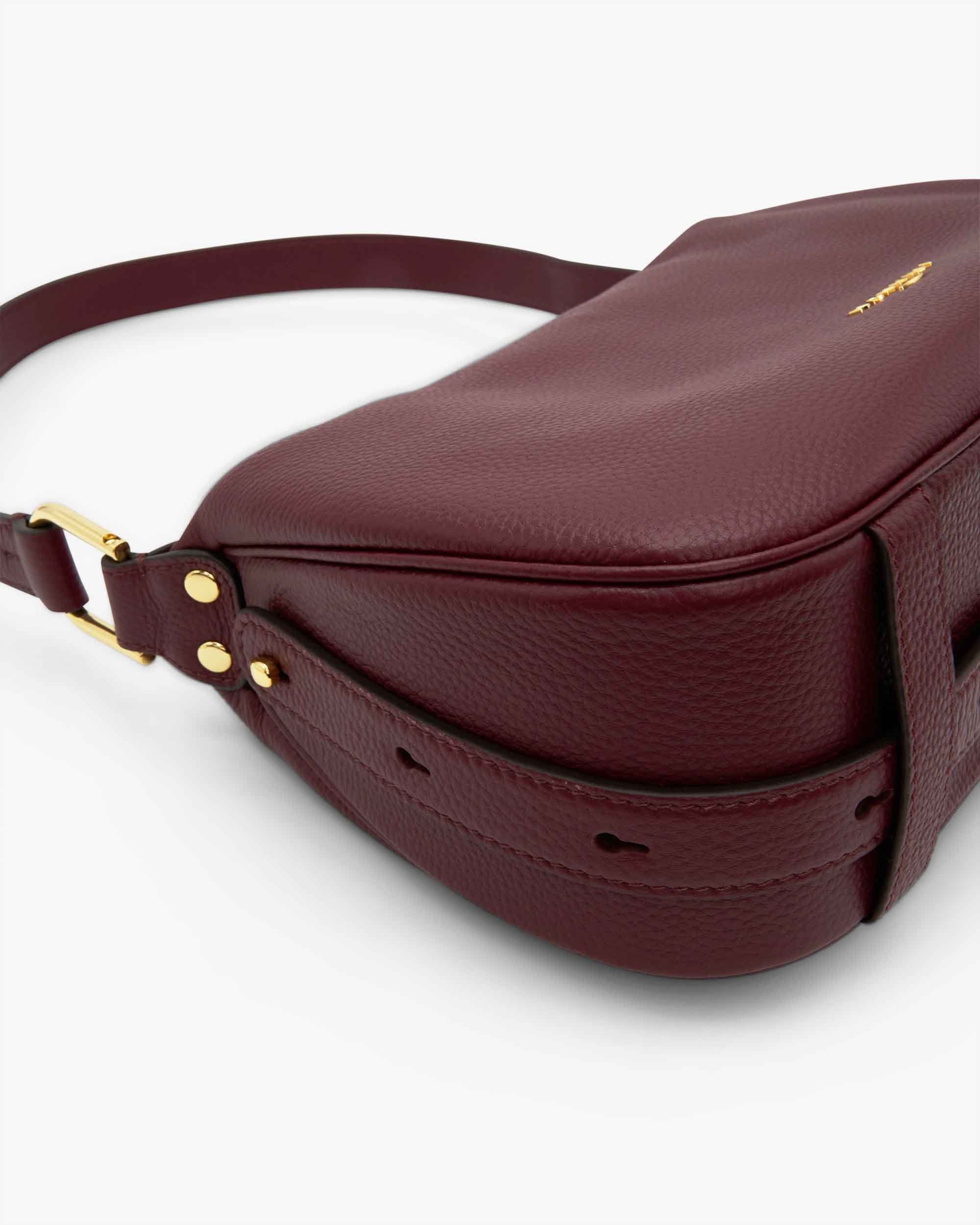 00975_12_3|670df00461eeaa48115a09f47a5d937a