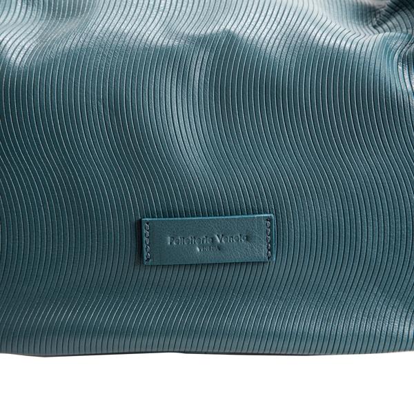 01042_77_4|090bbca53a8d9fc4f2404126490a44b6