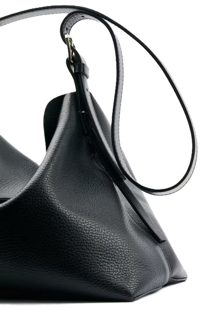 01118_24_4|07bca8e6728a29a16dc4bb96a1b5365f